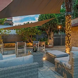 https://casa-mirko.it-tuscanyhotel.com