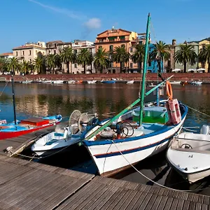 https://la-dama-del-castello.in-sardinia.net